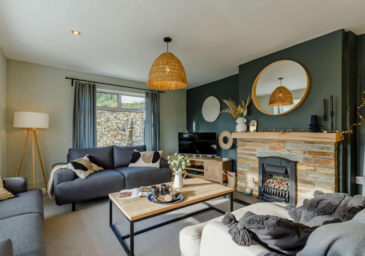 Dene Court Mawgan Porth Exterior foto